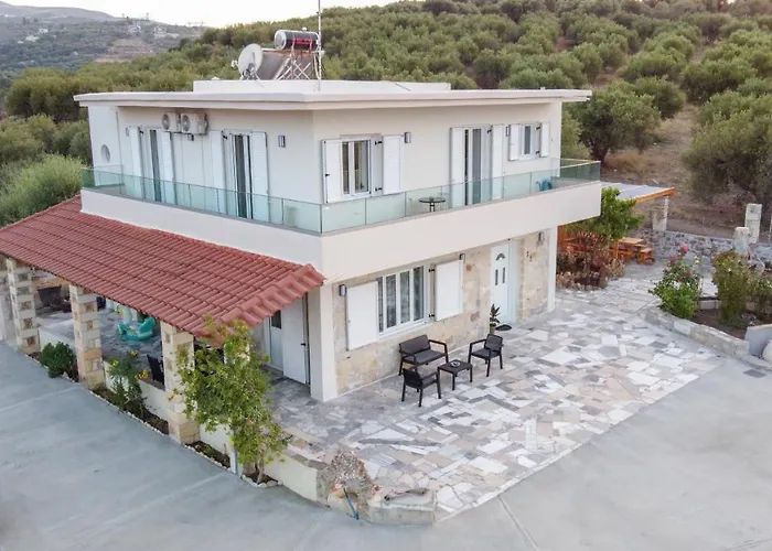 Βίλα Nontas Ntina With Private Pool & Playground *