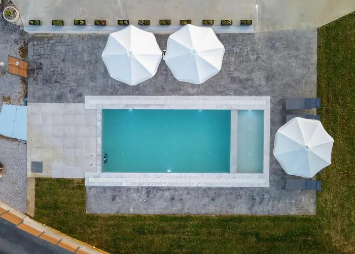 Nontas Ntina With Private Pool & Playground Βίλα Ρέθυμνο