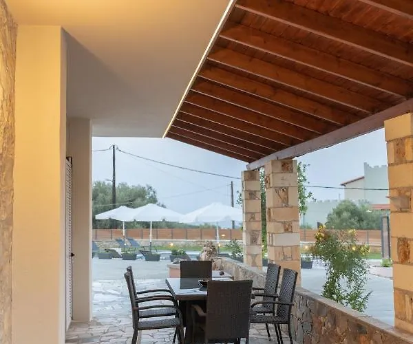 Nontas Ntina With Private Pool & Playground Βίλα