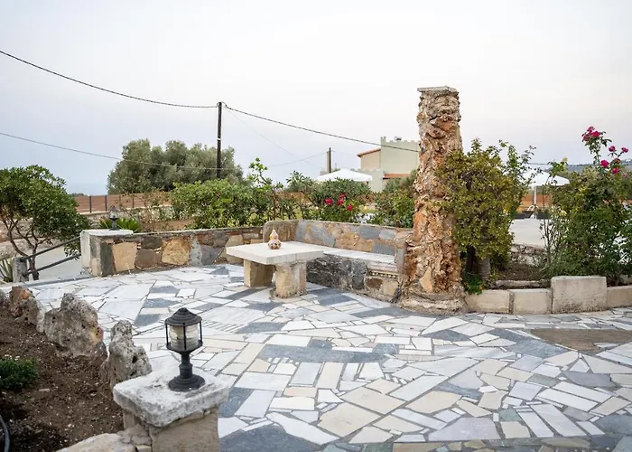 Villa Nontas Ntina With Private Pool & Playground Rethymno