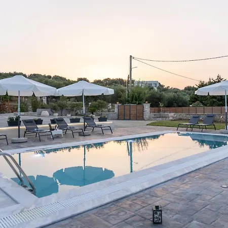 Nontas Ntina With Private Pool & Playground * Réthymnon
